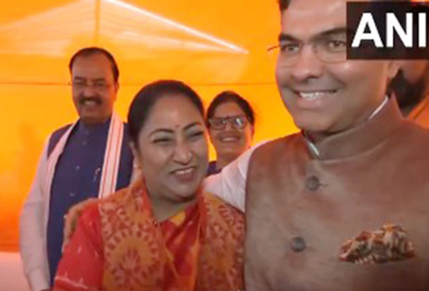 Delhi CM-designate Rekha Gupta arrives at Ramlila Maidan ahead of swearing in ceremony