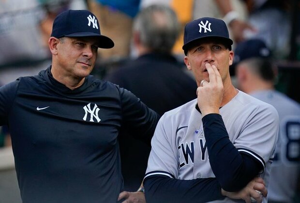 Yankees fire hitting coach Dillon Lawson