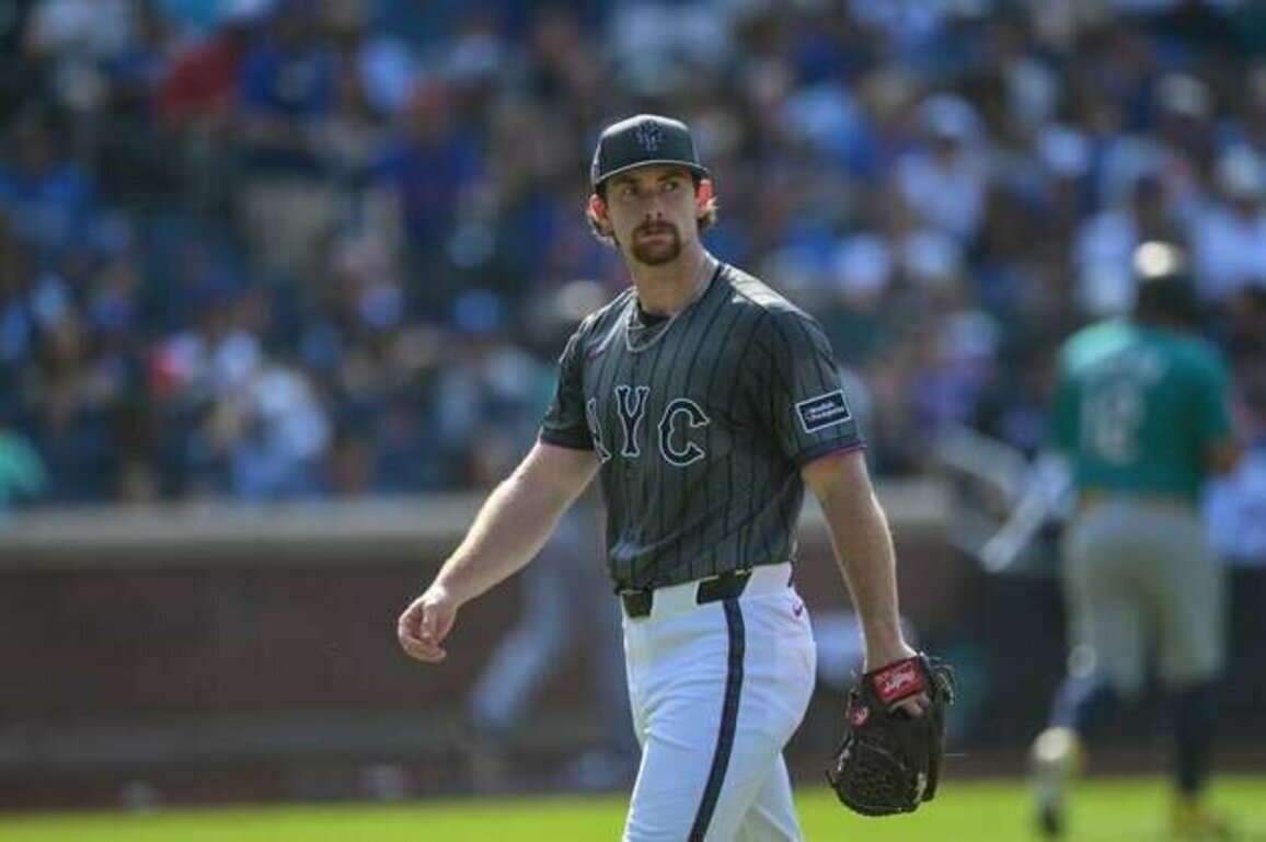 Nolan McLean earns first MLB victory as Mets edge Mariners