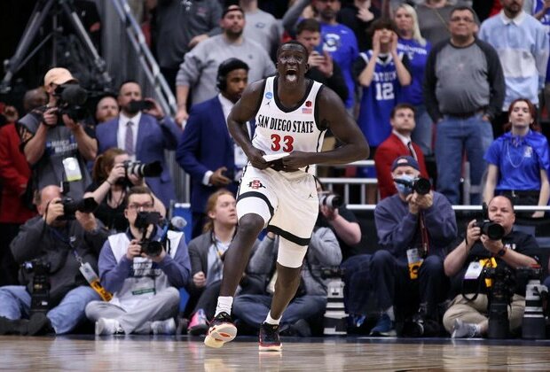 No. 5 San Diego State makes first Final Four, beats Creighton 57-56