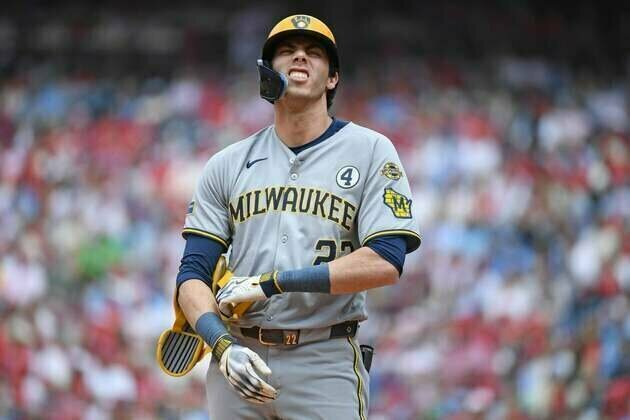 Brewers' Christian Yelich (hand) leaves after HBP