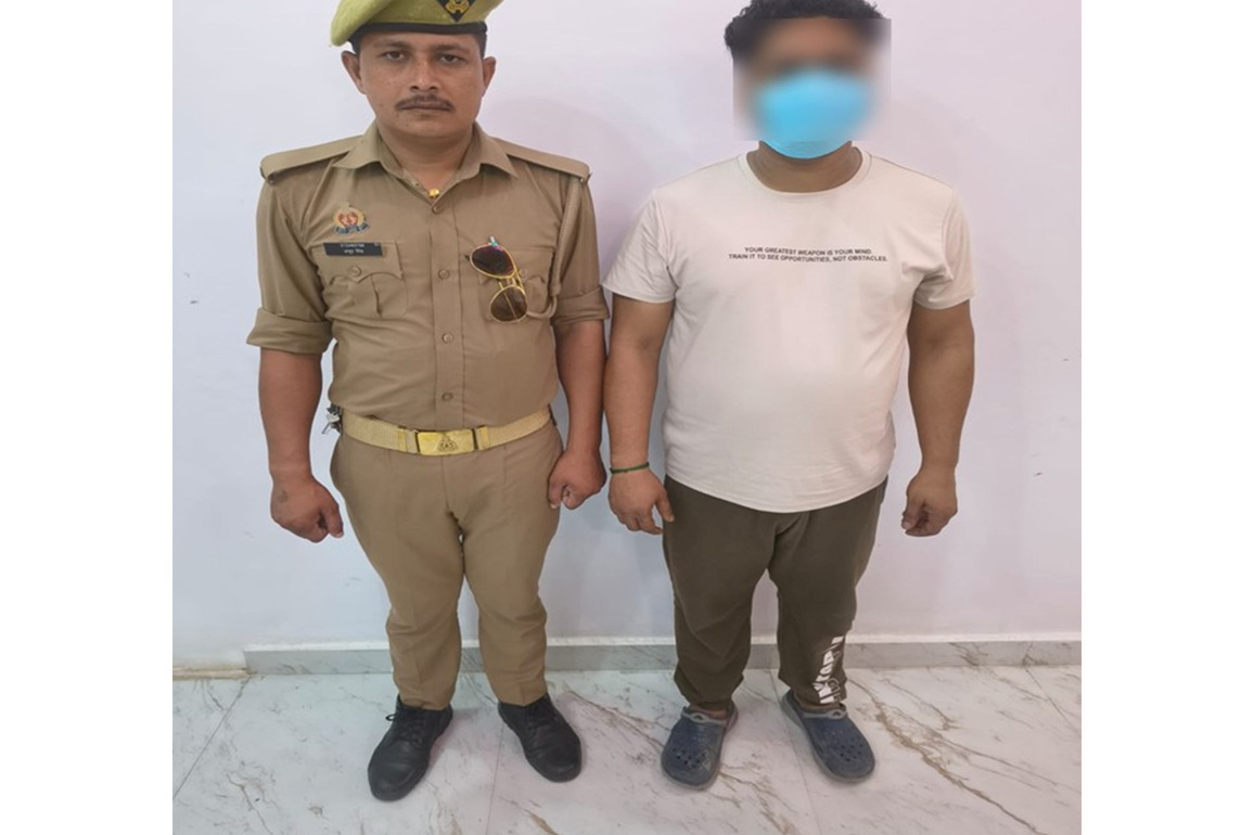 Uttar Pradesh: Bangladeshi national running 'clinic-like shop' in Lucknow arrested for living under false identity; mobile phone, cash, fake ID recovered