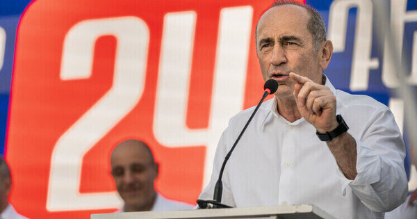 Armenia risks ruin if it follows Ukraines path  ex-president