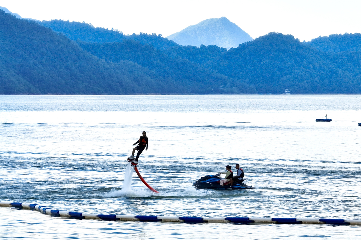 CHINA-ANHUI-SUMMER-COOL ECONOMY-TOURISM (CN)