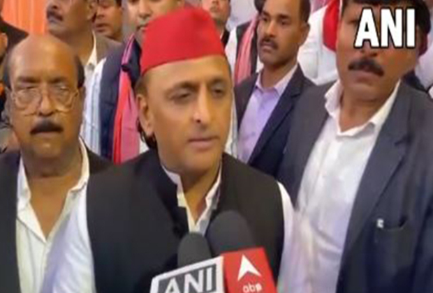 Akhilesh targets Uttar Pradesh CM over Maha Kumbh arrangements, terms it "double-blunder government"