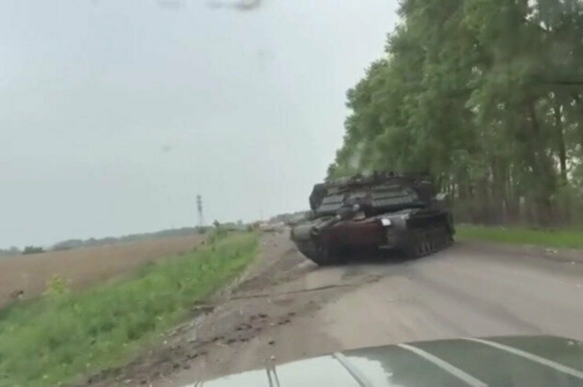 Russia seizes two Ukrainian Abrams tanks  MOD 