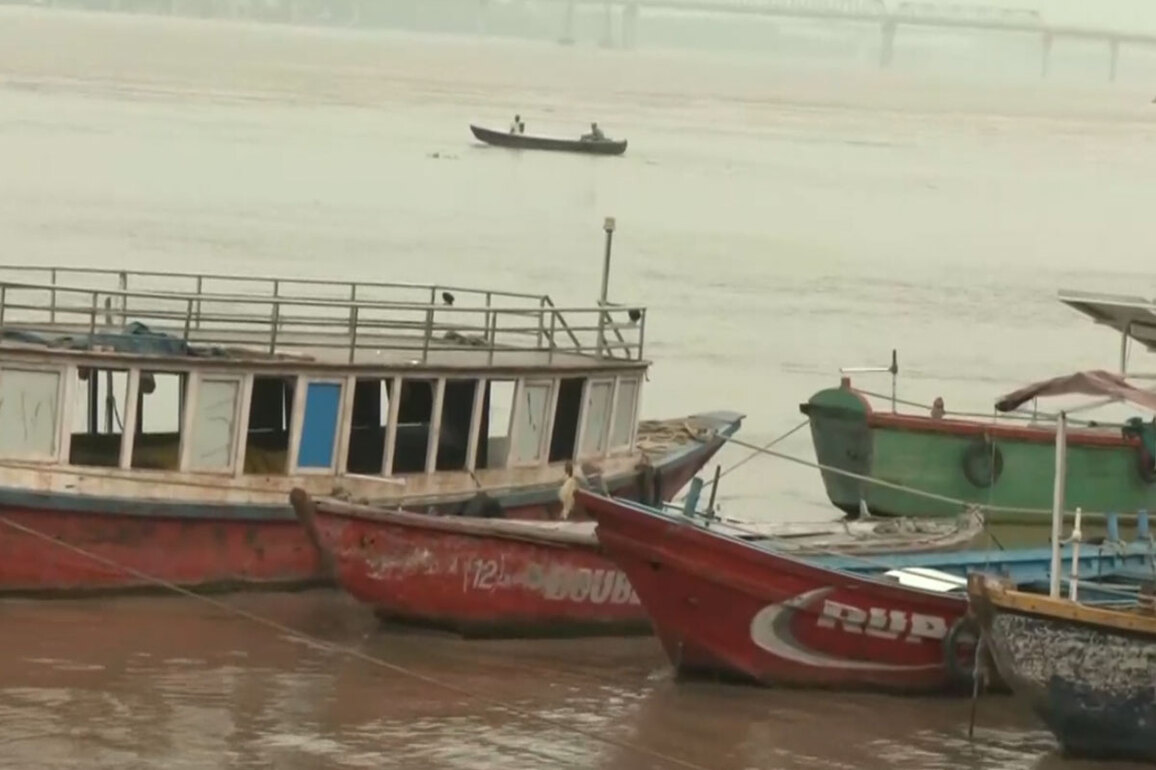 UP: Ganga swells to danger mark in Varanasi, Varuna floods trigger evacuations