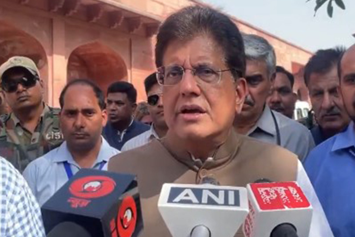 Piyush Goyal commends Agra admin, security, guides after Taj Mahal visit with New Zealand Minister