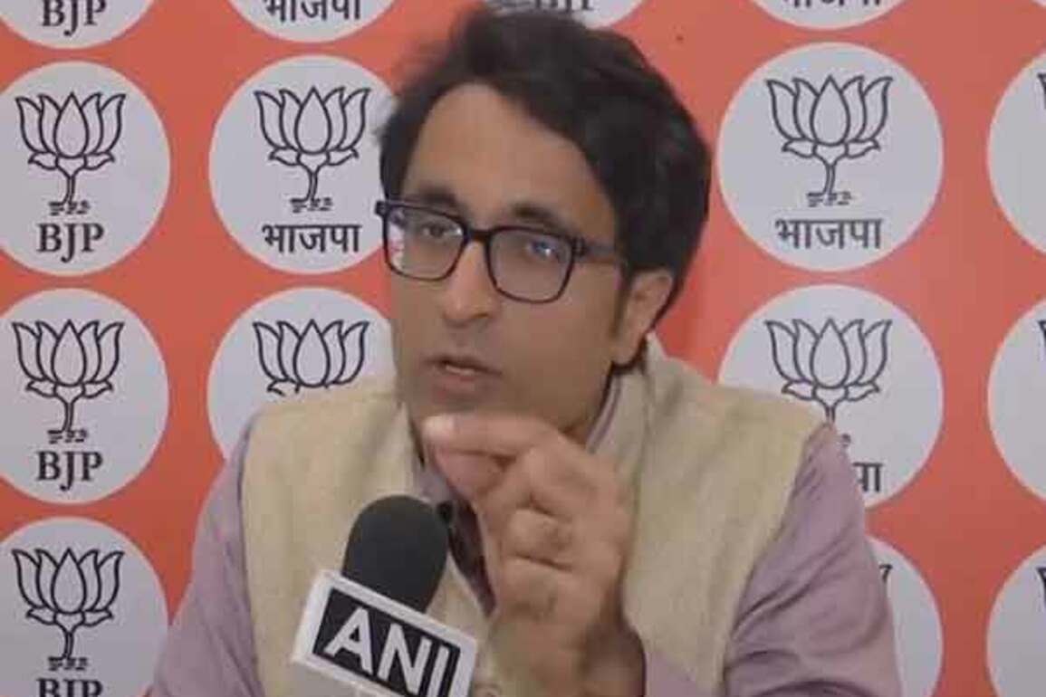 "AAP's corruption will be exposed in CAG reports": BJP's Pradeep Bhandari