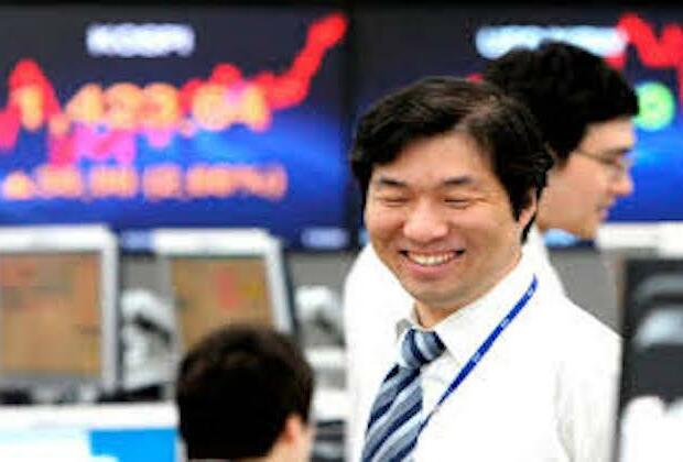 All smiles on Asian markets, Hong Kong index soars 633 points