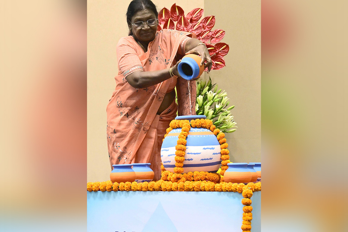 President Droupadi Murmu presents 6th National Water, Jal Sanchay-Jan Bhagidari Awards