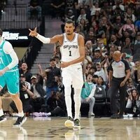 Victor Wembanyama returns as Spurs hold off Hornets