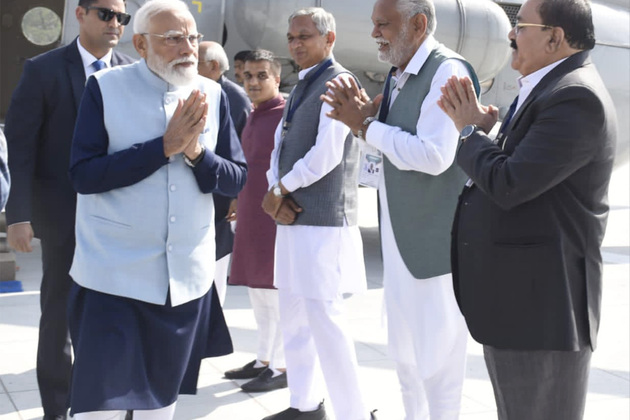 PM Narendra Modi receives warm welcome in Rajkot, inaugurates Vibrant Gujarat Regional Conference