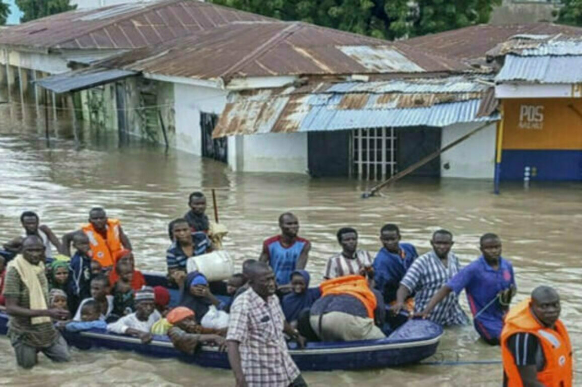 At least 151 dead in floods in central Nigeria