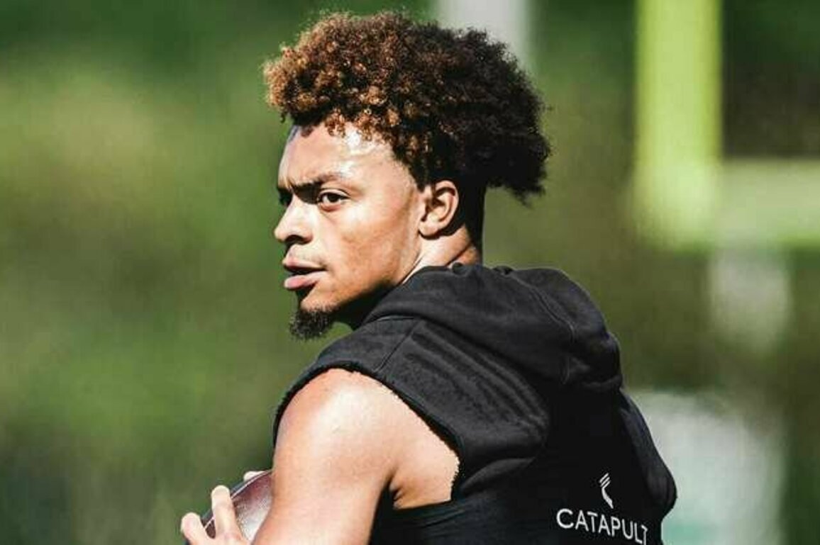 QB Justin Fields Brings His 'Quiet Confidence' to the Jets
