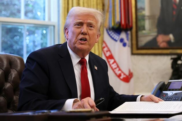 Donald Trump visit to Scotland &#39;in doubt&#39; as US President opens up on state visit to UK