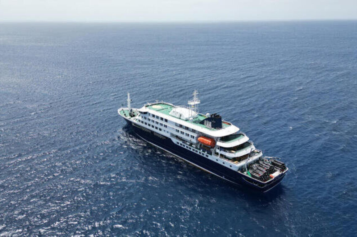 French couple on hantavirus cruise ship says no panic onboard