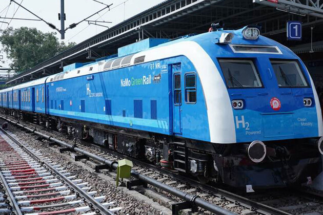 Jind-Sonipat Hydrogen Train travelled 1200 kms; 3,000 litres of diesel exhaust replaced with water vapours