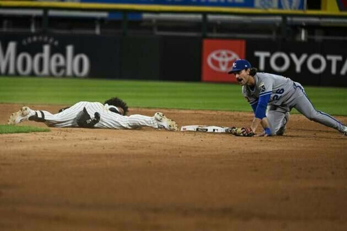 Royals, still in wild-card hunt, seek turnaround vs. White Sox