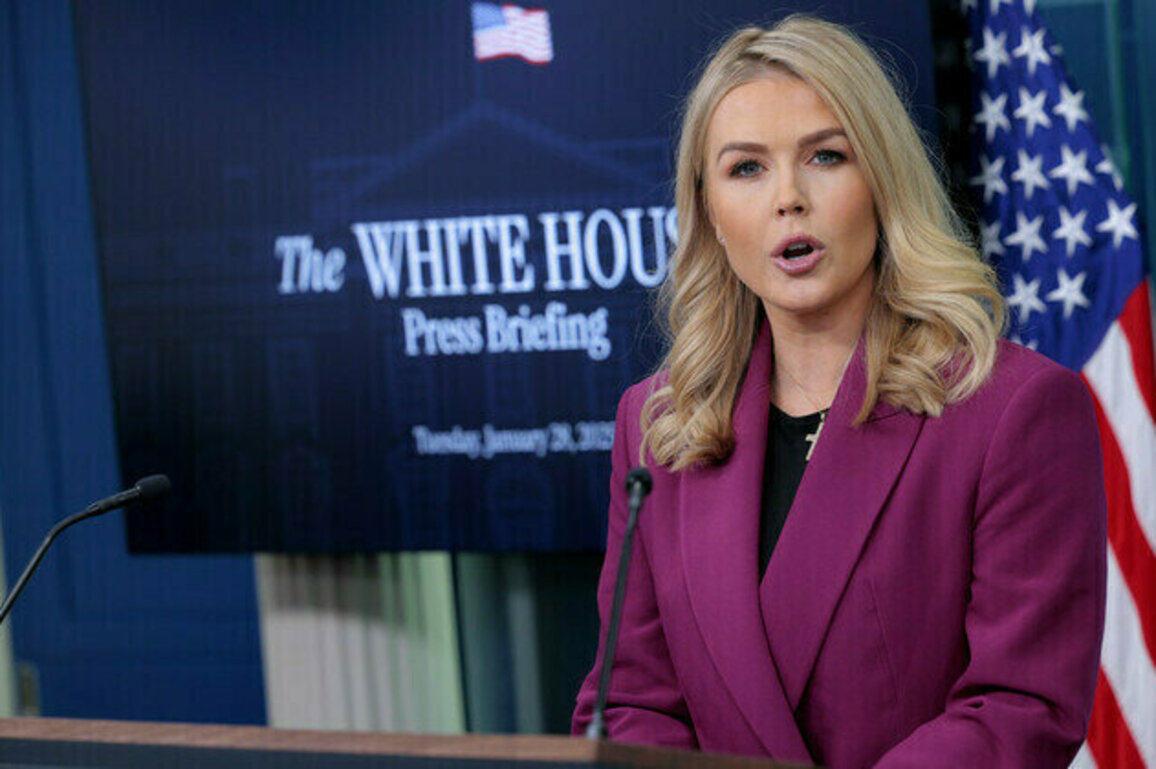 White House teases Trump visit to Russia
