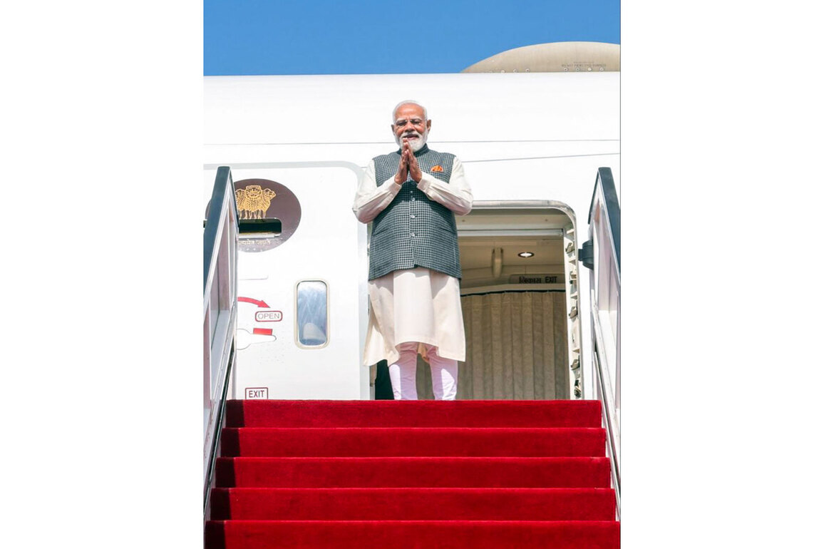 PM Modi becomes first world leader to cross 100 million followers on Instagram