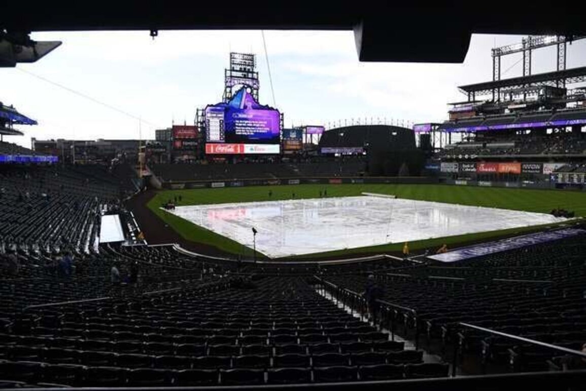 Mets-Rockies game postponed with snow in forecast