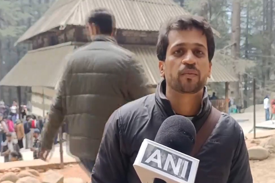 Tourists flock to Manali, other parts of Himachal; pollution in Delhi causes further influx