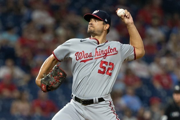 Blue Jays acquire closer Brad Hand from Nationals