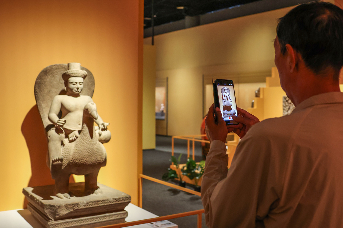 (HainanOutlook) CHINA-HAINAN-QIONGHAI-CAMBODIA-ANCIENT CIVILIZATION EXHIBITION (CN)