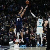 Behind Nikola Jokic, Nuggets handle Hornets, extend win streak