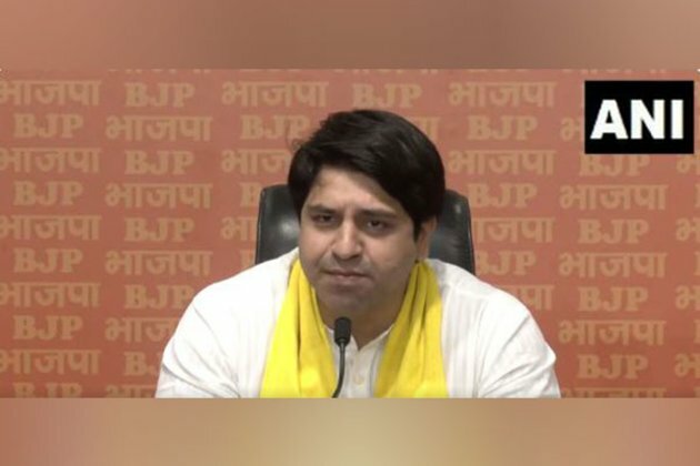 "This is Kejriwal Model": BJP's Shehzad Poonawalla attacks Delhi CM over toxic foam floating on Yamuna's surface