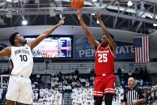 Wisconsin buries Penn State early for fifth win in a row