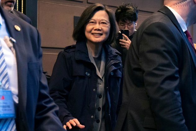 Taiwan President Begins US Stopover; China Warns Against Meetings
