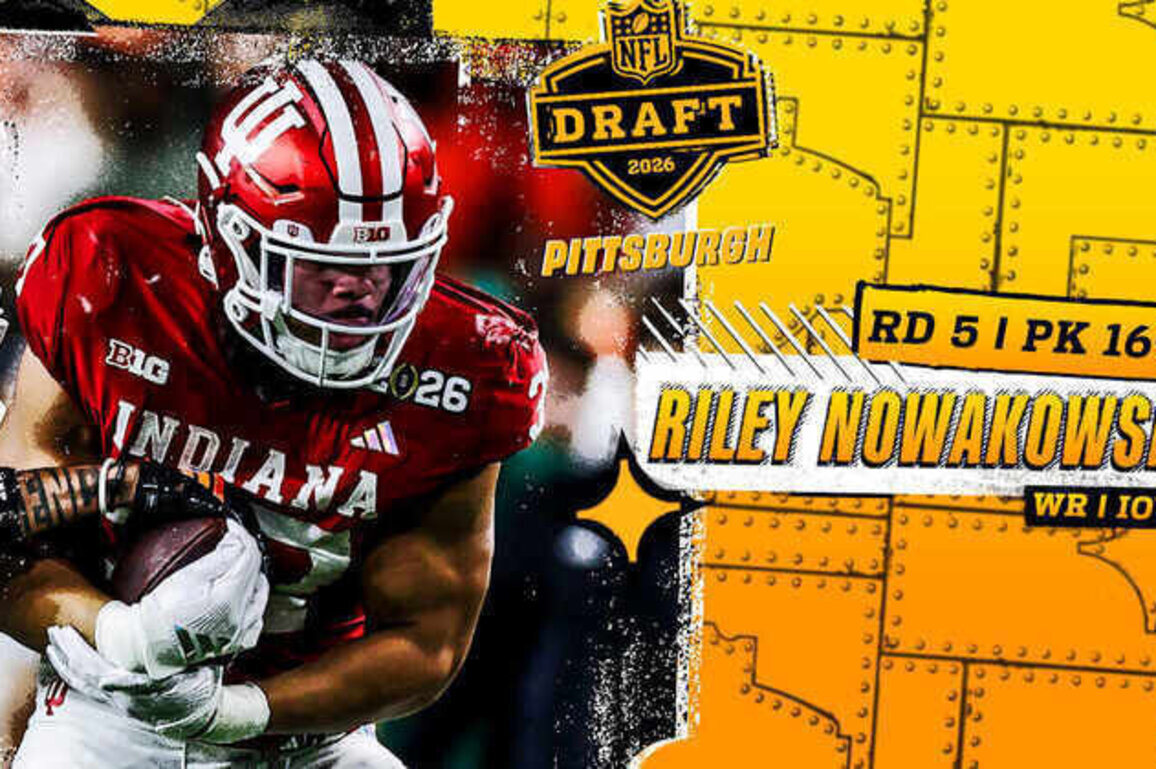 Steelers select Nowakowski in fifth round