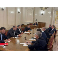 Iranian FM says war with US "discussed, examined in detail" during talks with Putin