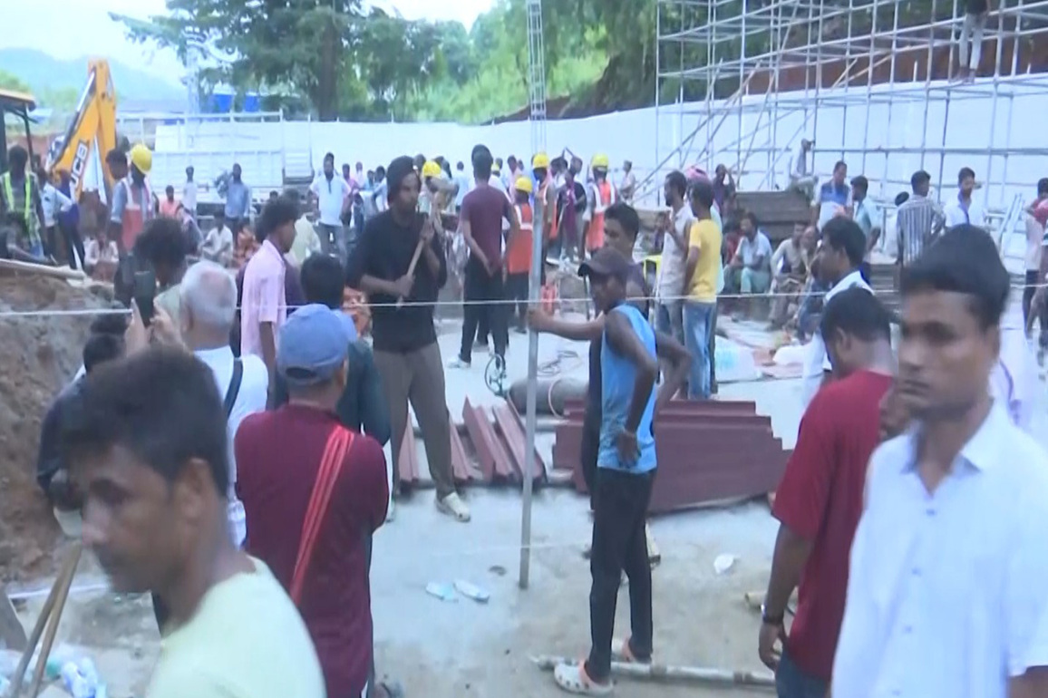 Preparations underway at Kamarkuchi village for last rites of singer Zubeen Garg