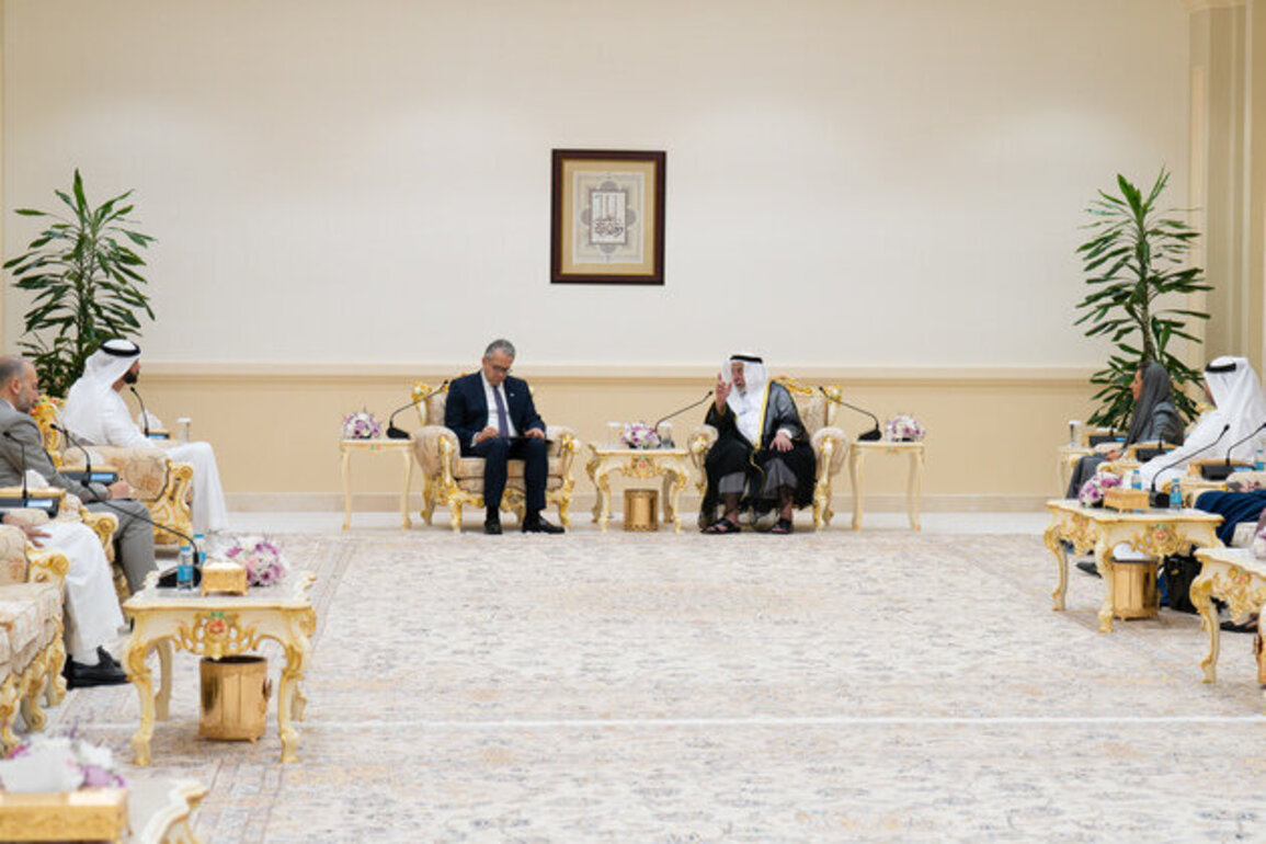 Sharjah Ruler receives UNESCO Director-General
