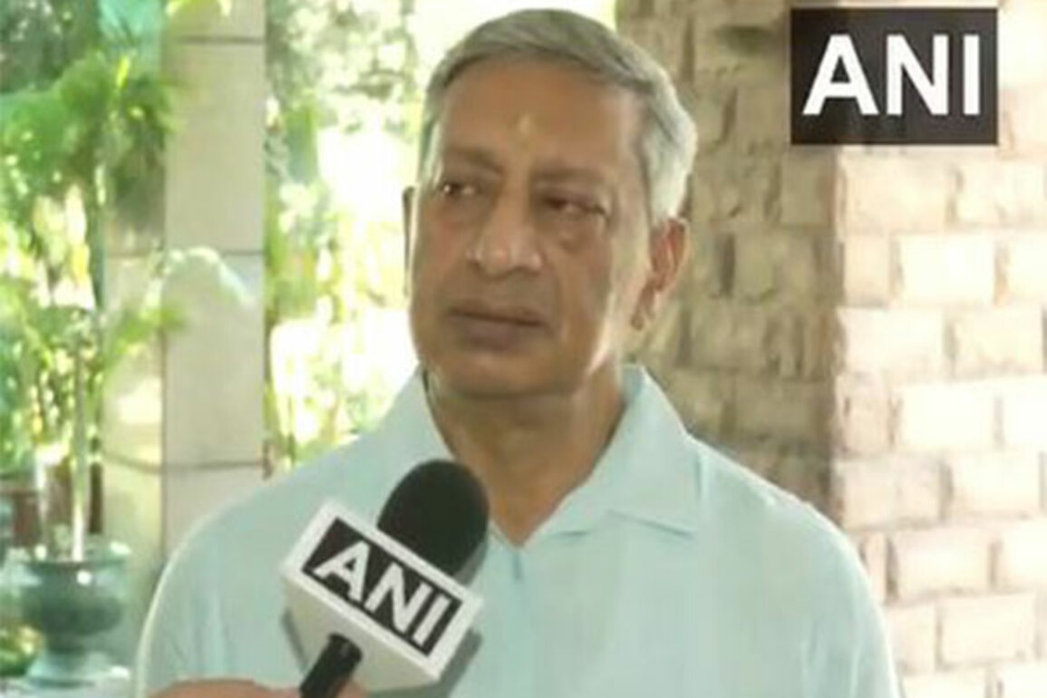 "Madrassa-Chhap mindset": Ex-J&K DGP slams Pakistani Army attache's throat-slitting gesture