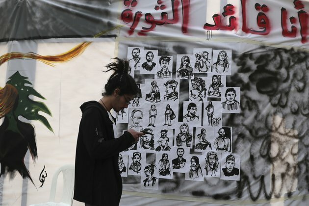 Amid Virtual News Blackout, Lebanese Protests Default to Social Media
