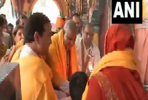 Vice President Jagdeep Dhankhar offers prayers at Hanumangarhi Temple in Ayodhya