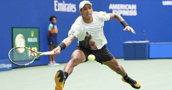 Felix Auger-Aliassime, Alex de Minaur soar into U.S. Open quarters