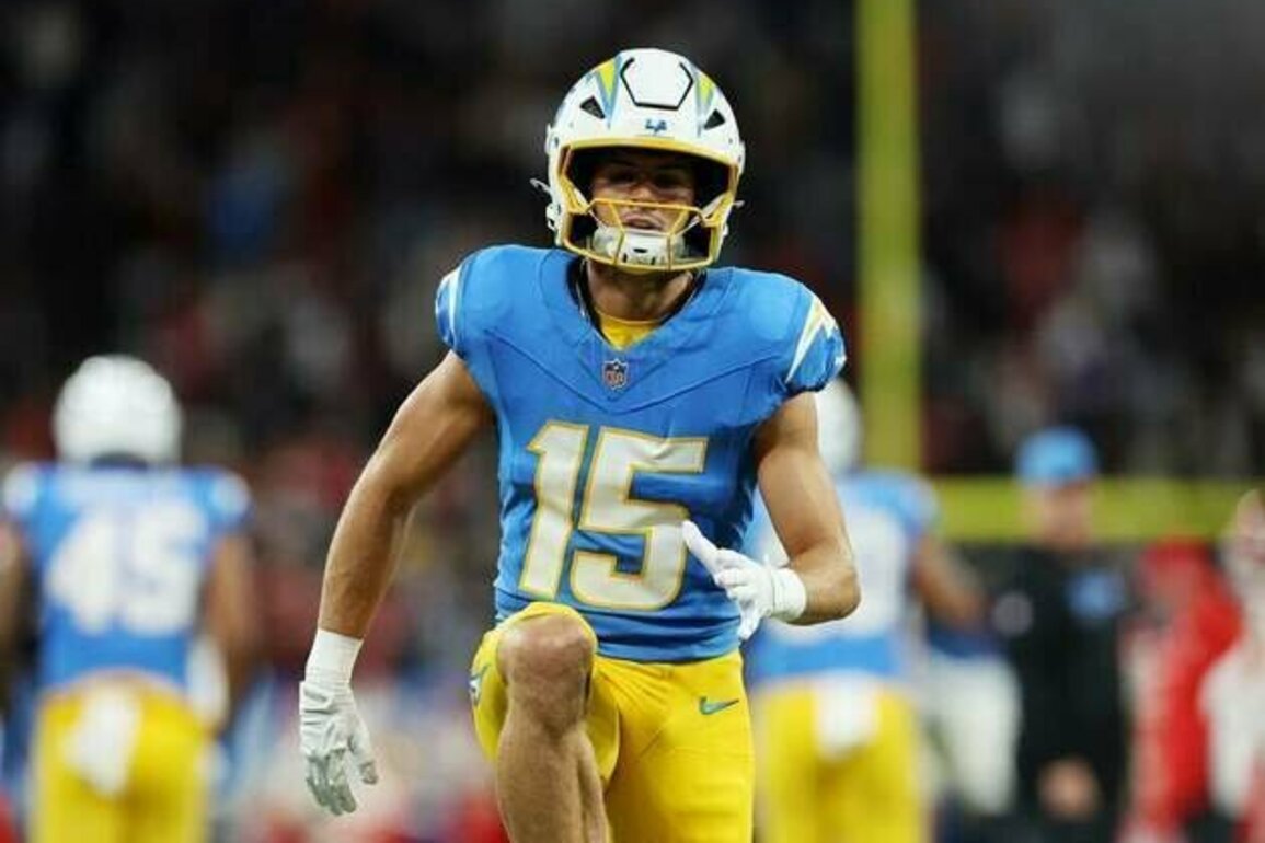 Justin Herbert tosses 3 TDs as Chargers edge Chiefs in Sao Paulo