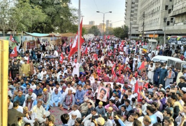 National Highway blocked in Sindh, Pakistan, as protests erupt against six canals