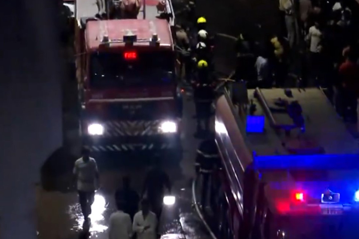 Maharashtra: Massive fire breaks out inside godown in Kurla West's Kismat Nagar area