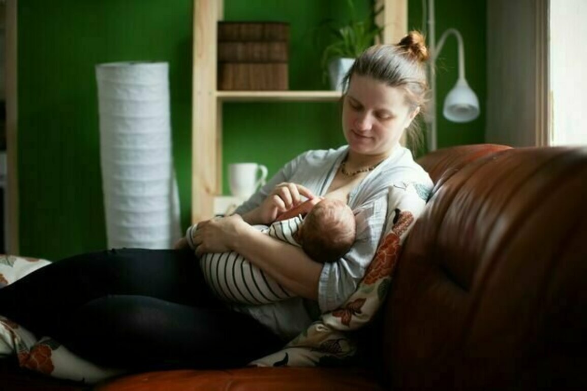 What should I eat (and avoid) while breastfeeding? How does my diet affect baby's milk?