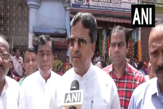 Tripura CM Saha pays tribute to Maharaja Bir Bikram Kishore Manikya Bahadur on his 117th birth anniversary