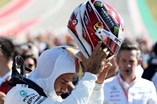 Hamilton wins sixth Formula 1 world title
