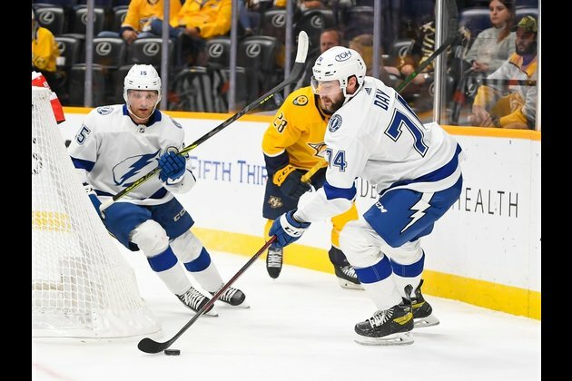 Lightning re-sign D Sean Day to 1-year contract