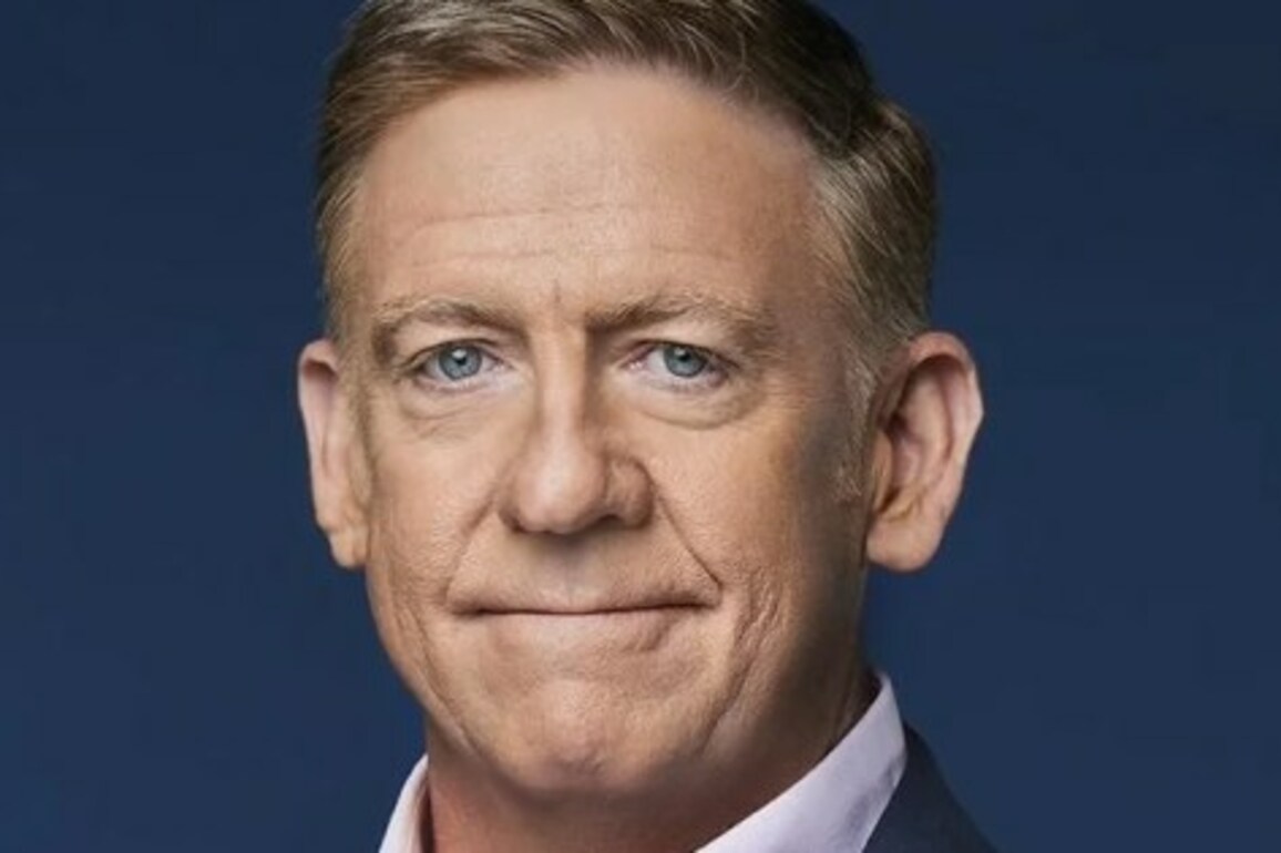 Bill Owens Exits 60 Minutes as Paramount Pursues Trump Settlement