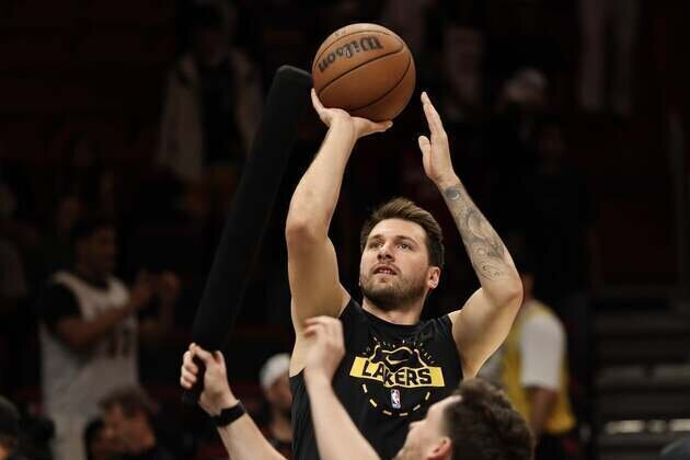 Luka Doncic nets 60 points, most allowed in Heat history, in Lakers' win